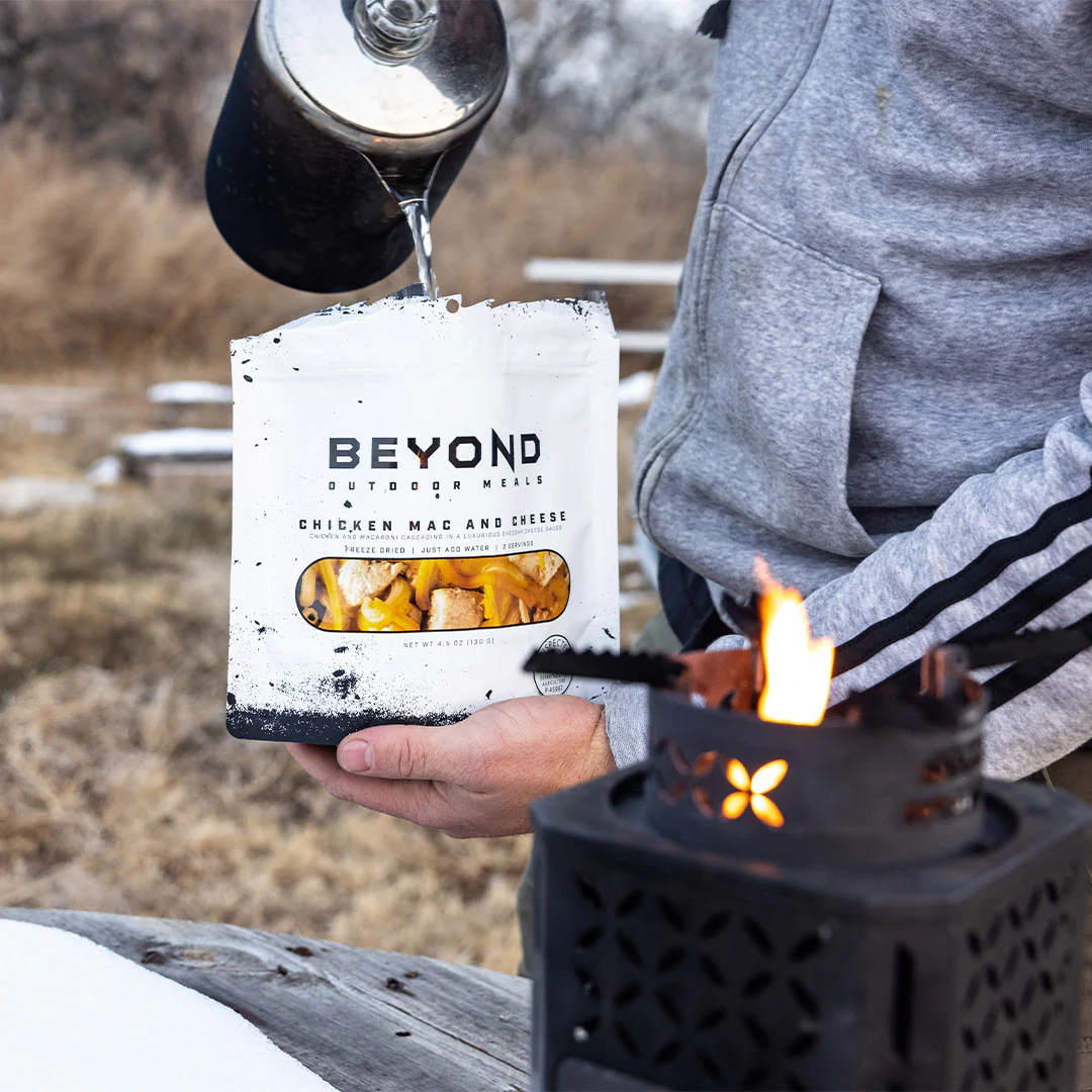 Chicken Mac & Cheese by Beyond Outdoor Meals (710 calories, 2 servings) - Image 5